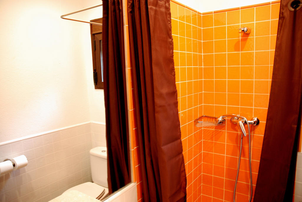 Hostal El Cardenillo Madrigal de la Vera Zimmer foto